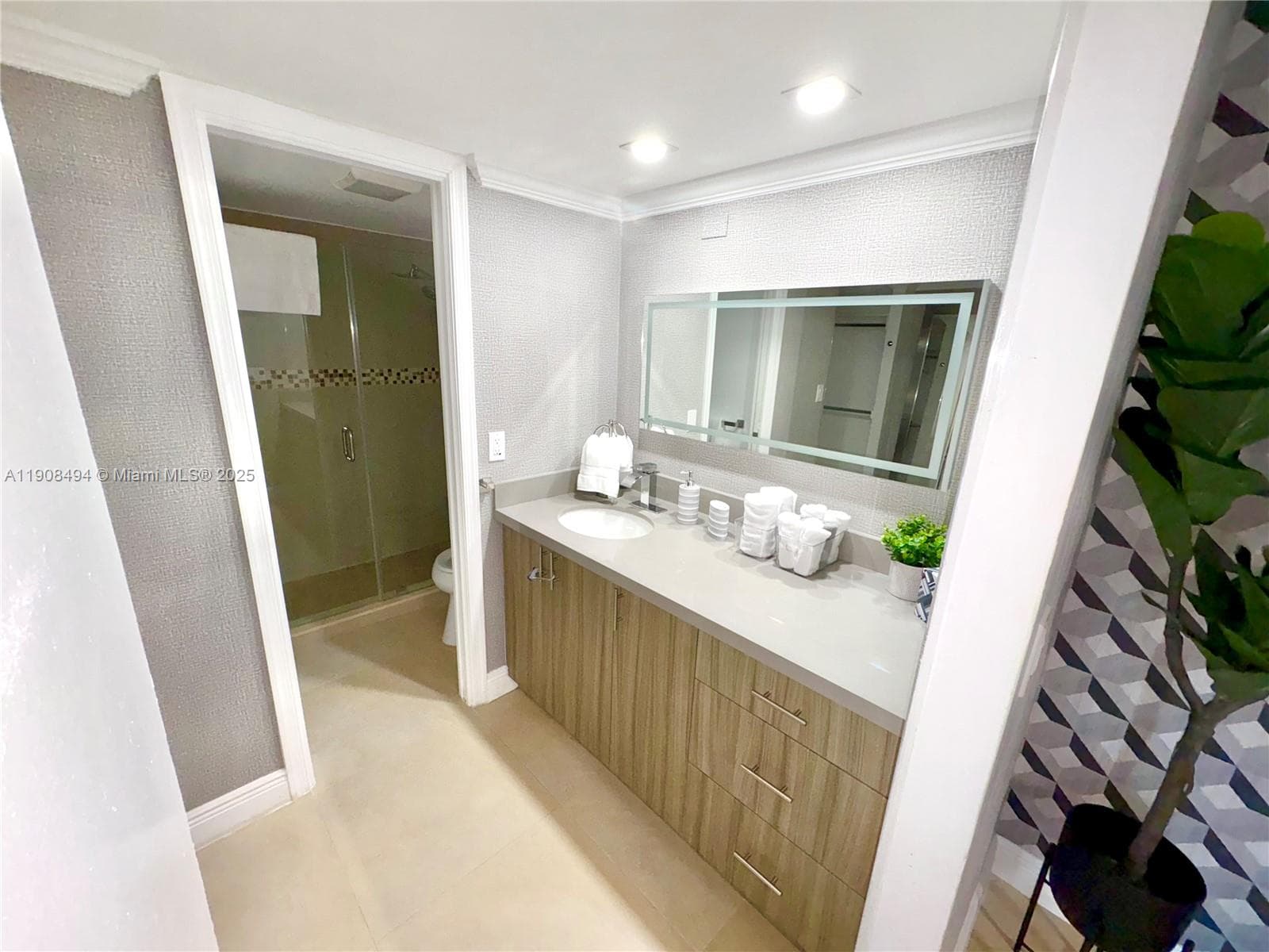 BISCAYA III CONDO · #501 in Aventura - Photo 11