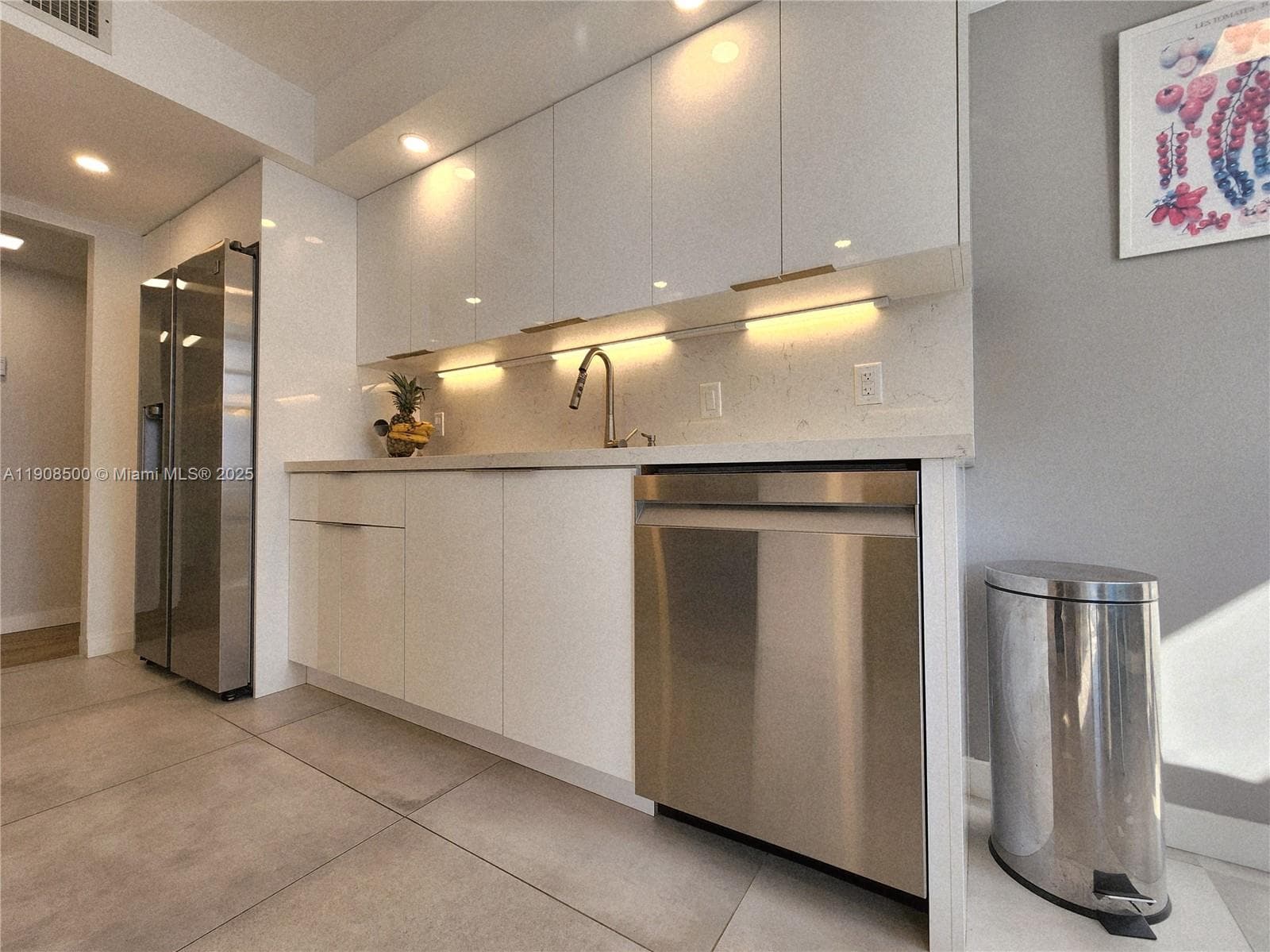 AQUARIUS CONDO · #1406S in Hollywood - Photo 12