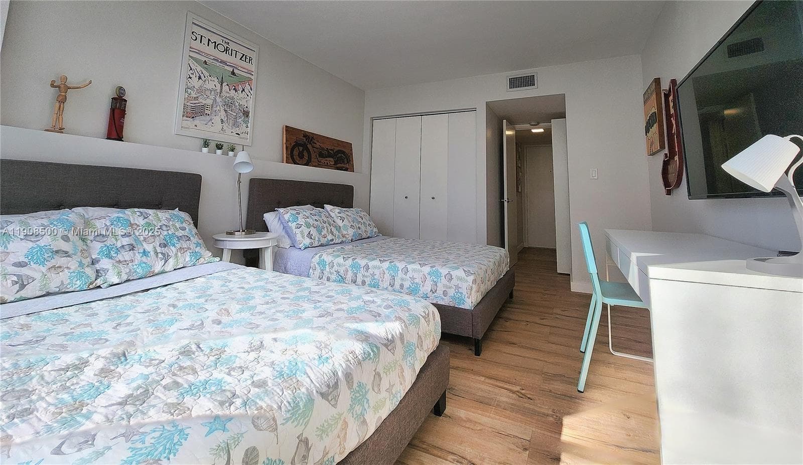 AQUARIUS CONDO · #1406S in Hollywood - Photo 32