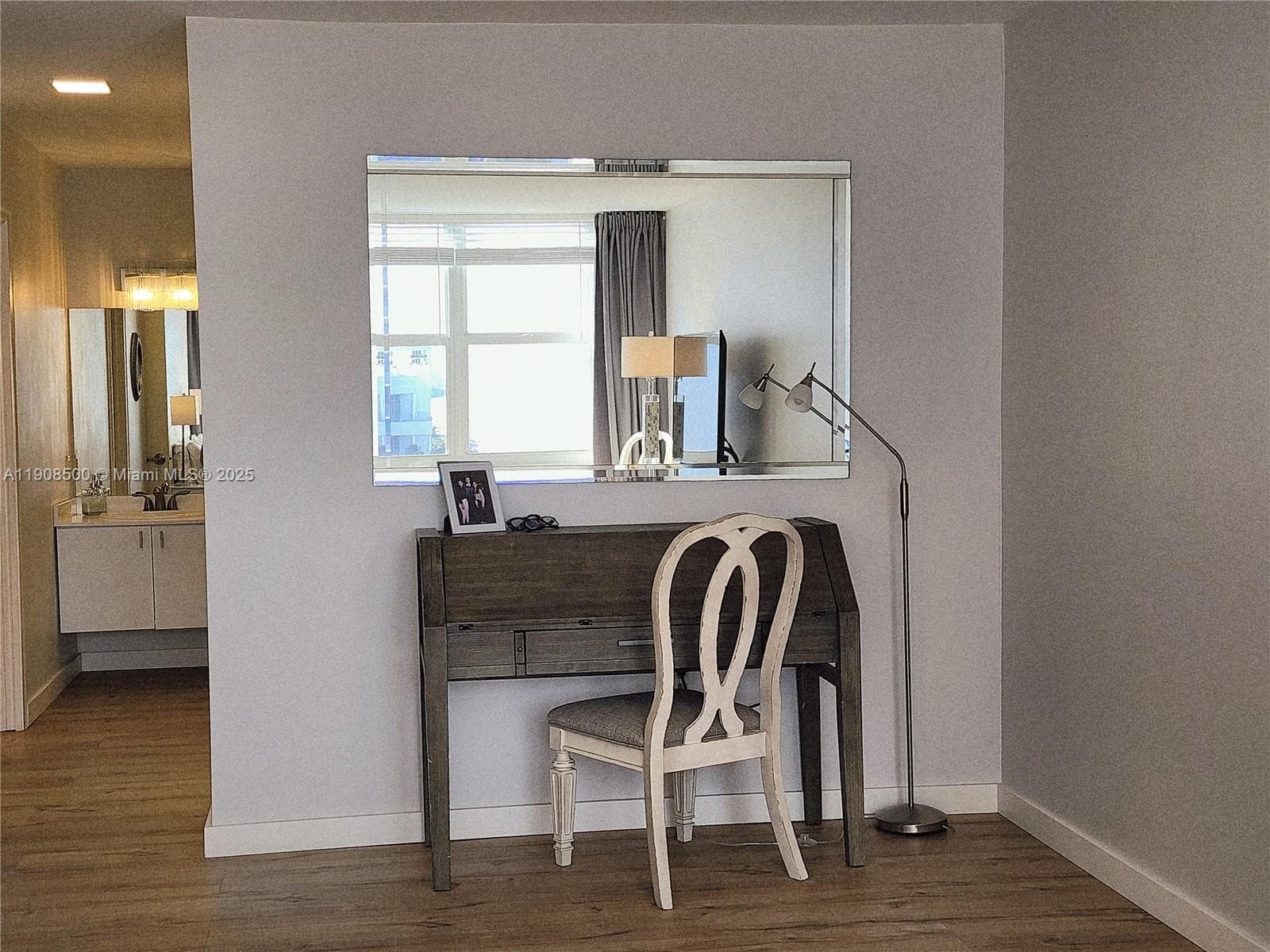 AQUARIUS CONDO · #1406S in Hollywood - Photo 25