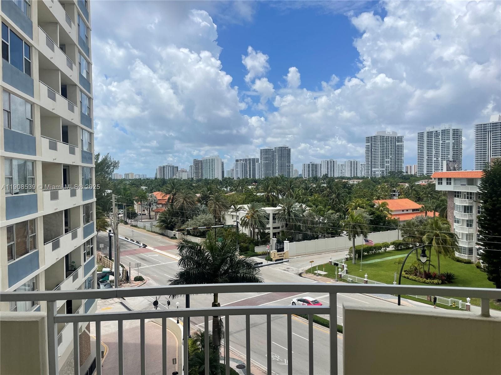 PARKER DORADO CONDO · #520 in Hallandale Beach - Photo 13