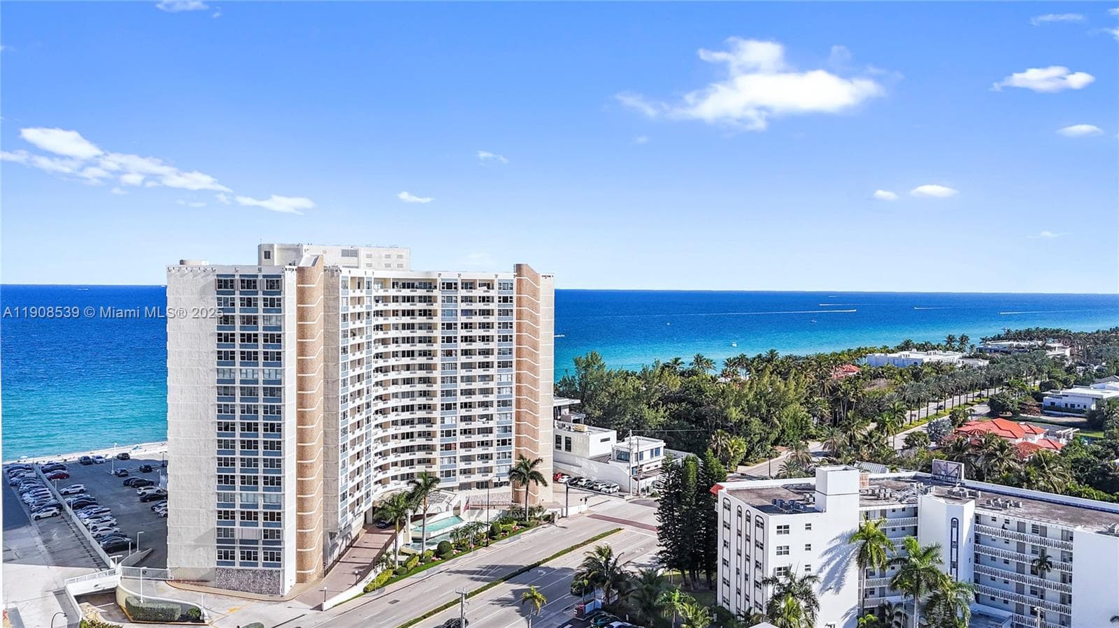 PARKER DORADO CONDO · #520 in Hallandale Beach - Photo 16