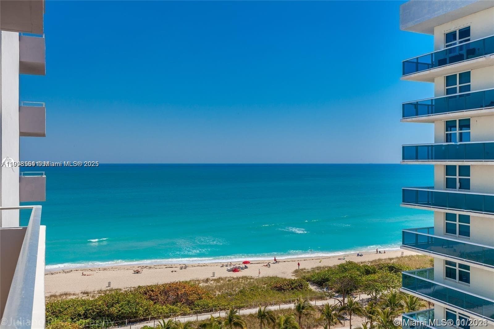 FOUR WINDS CONDO · #1006 in Surfside - Photo 2