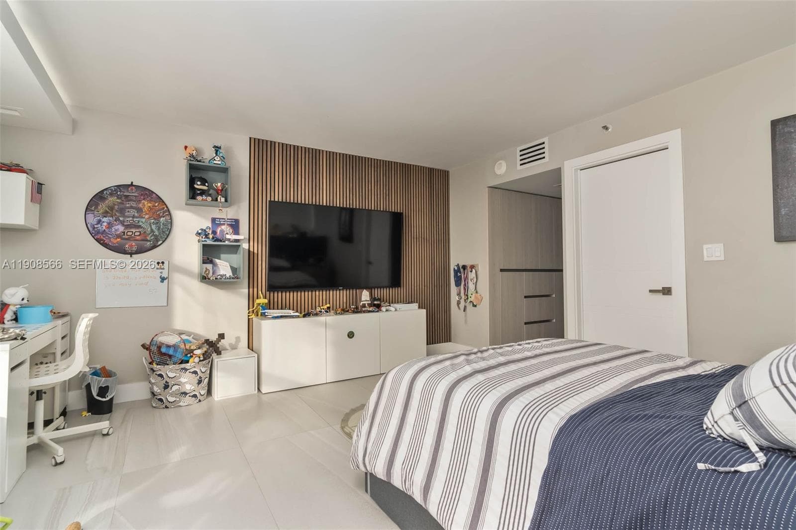 DELVISTA TOWERS CONDO · #2728 in Aventura - Photo 27