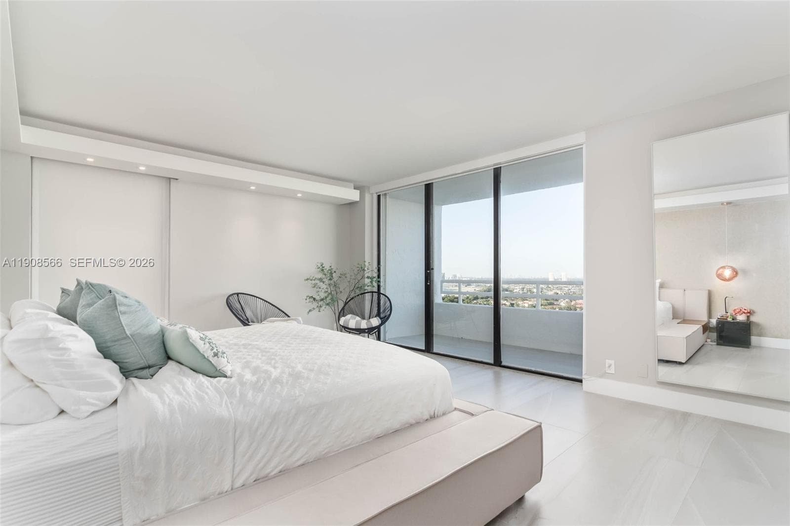 DELVISTA TOWERS CONDO · #2728 in Aventura - Photo 13