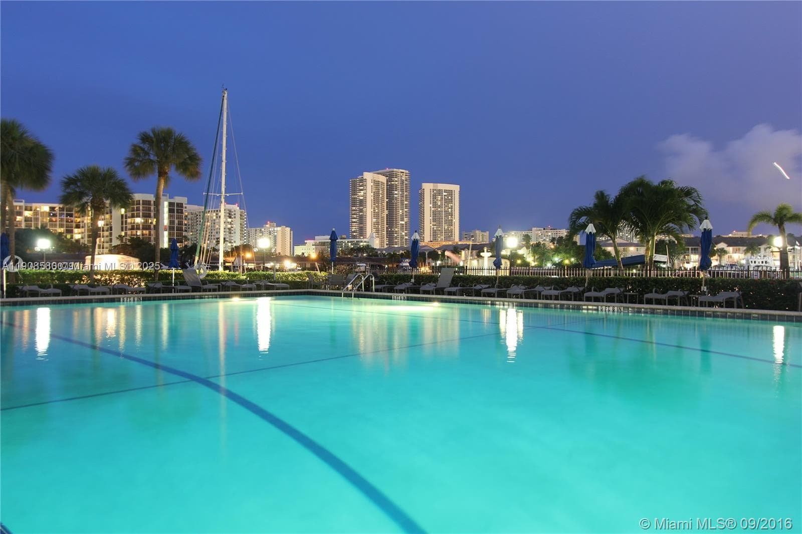 OLYMPUS CONDO · #721 in Hallandale Beach - Photo 23