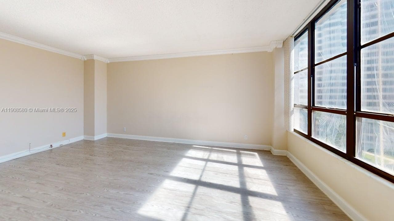 OLYMPUS CONDO · #721 in Hallandale Beach - Photo 16