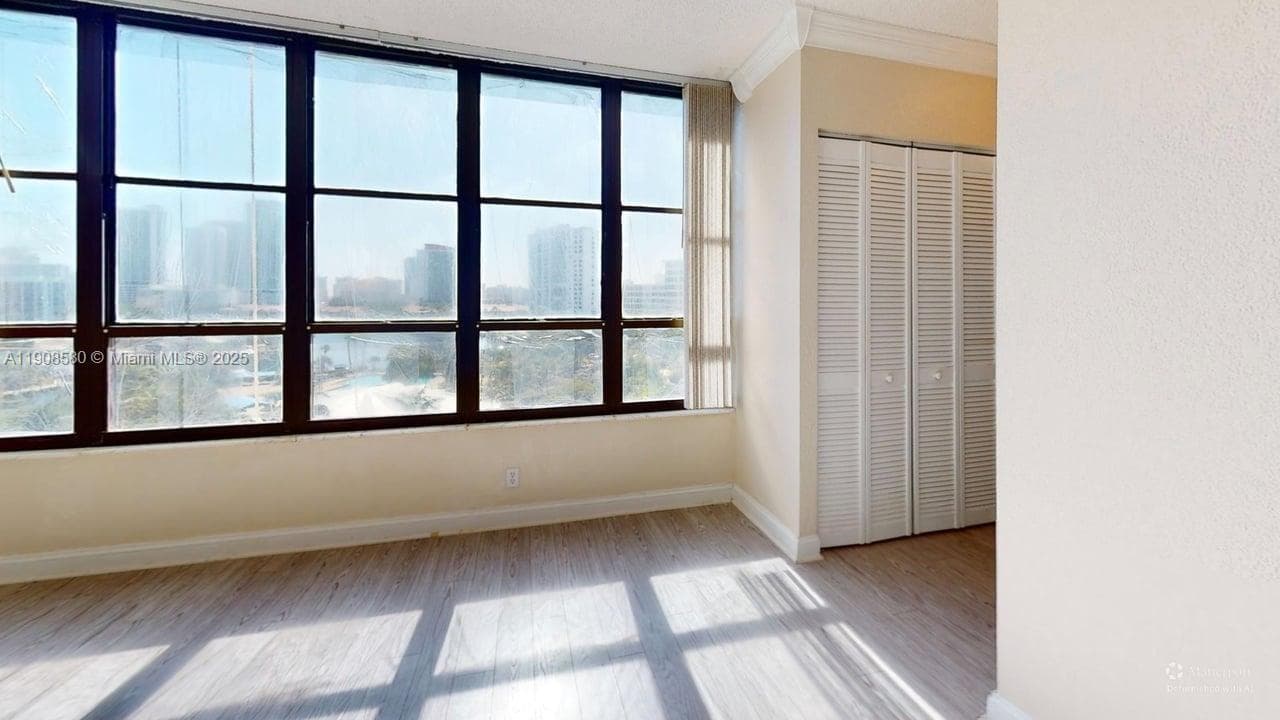 OLYMPUS CONDO · #721 in Hallandale Beach - Photo 14