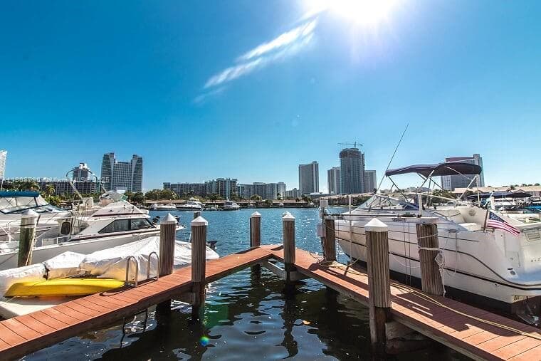 OLYMPUS CONDO · #721 in Hallandale Beach - Photo 31