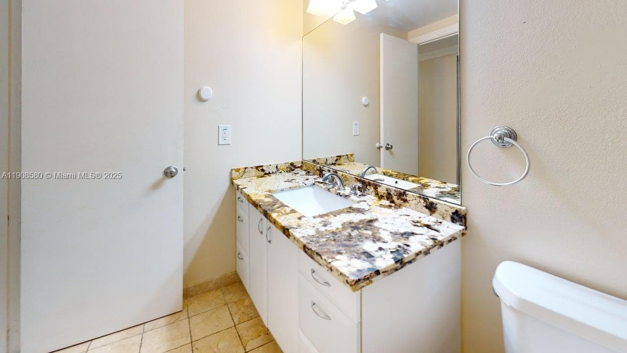 OLYMPUS CONDO · #721 in Hallandale Beach - Photo 21