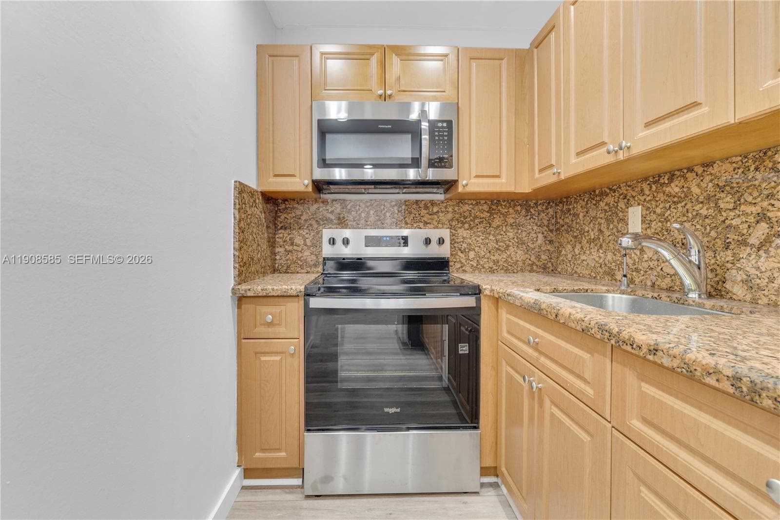 Sunset Villas · #204-9 in Miami - Photo 8