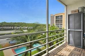 BAYSWATER COURT CONDO · #4B in North Miami Beach - Photo 14