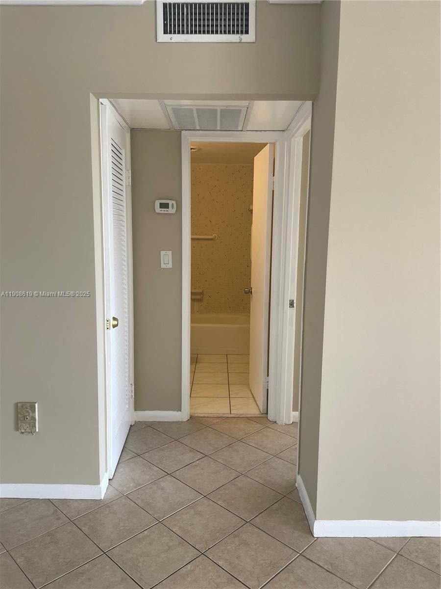 COASTAL TOWERS CONDO · #507 in Sunny Isles Beach - Photo 6