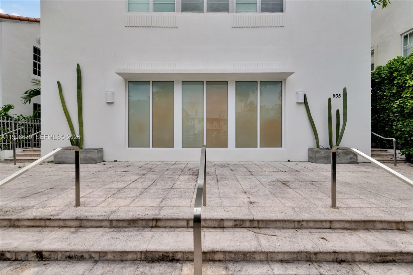 The Nolobi condo · #7 in Miami Beach - Photo 2
