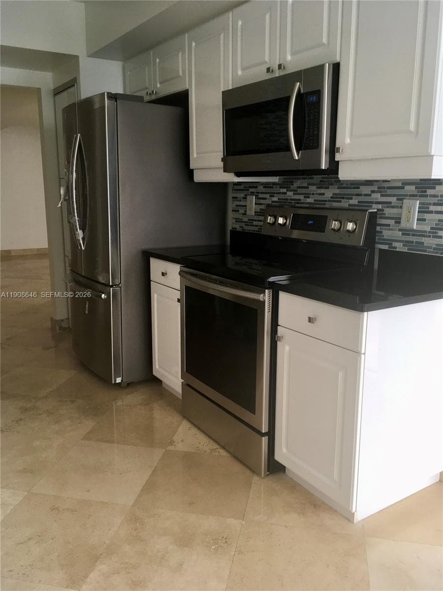SOUTH TOWER AT THE POINT · #2202 in Aventura - Photo 10