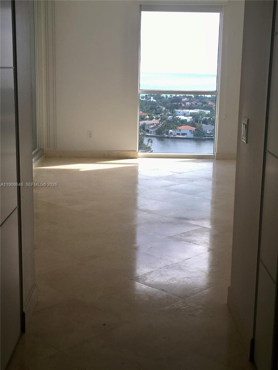 SOUTH TOWER AT THE POINT · #2202 in Aventura - Photo 14