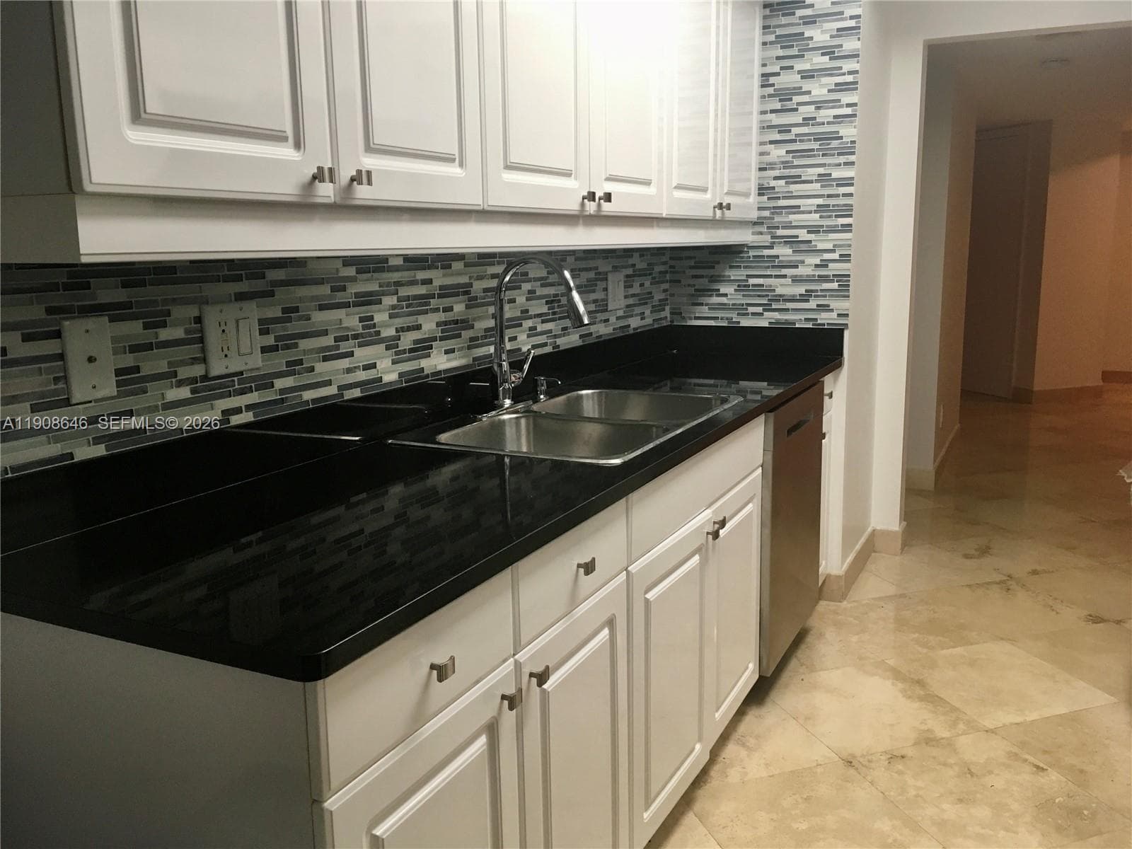 SOUTH TOWER AT THE POINT · #2202 in Aventura - Photo 11
