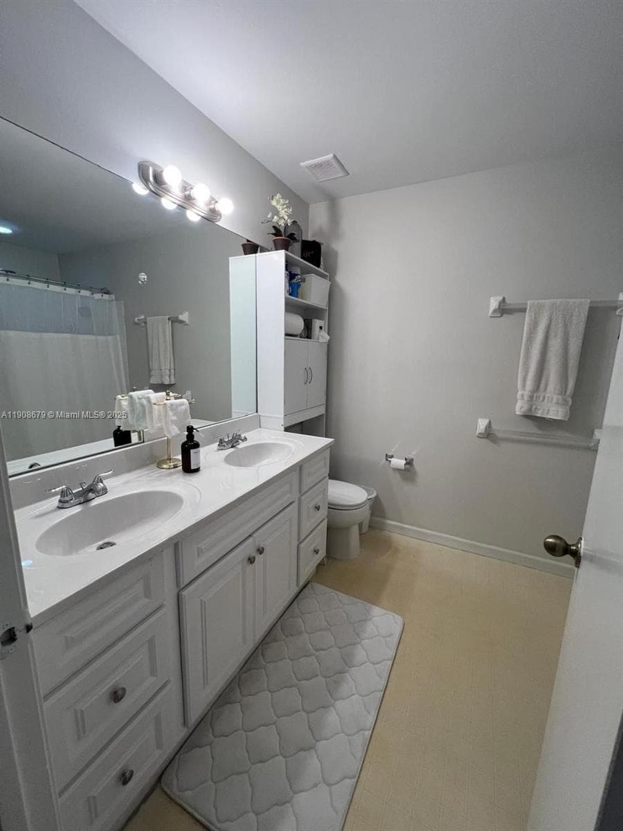 CORONADO CONDO- TOWER II · #1221 in Aventura - Photo 17
