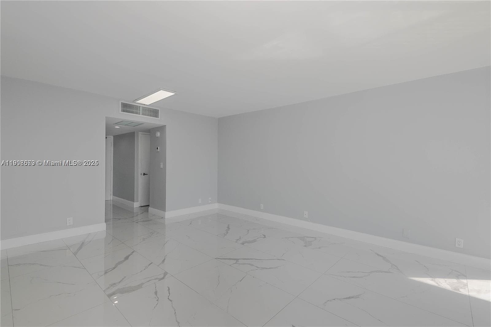 CORONADO CONDO- TOWER II · #1221 in Aventura - Photo 14