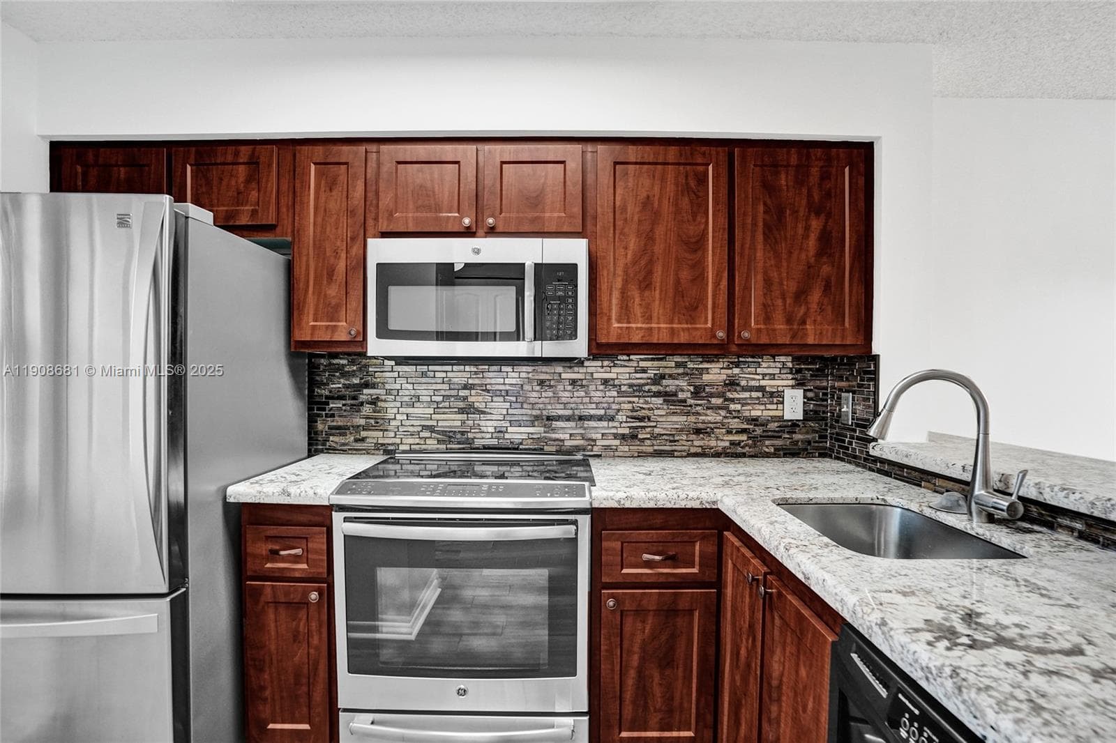 CYPRESS BEND · #310 in Pompano Beach - Photo 7