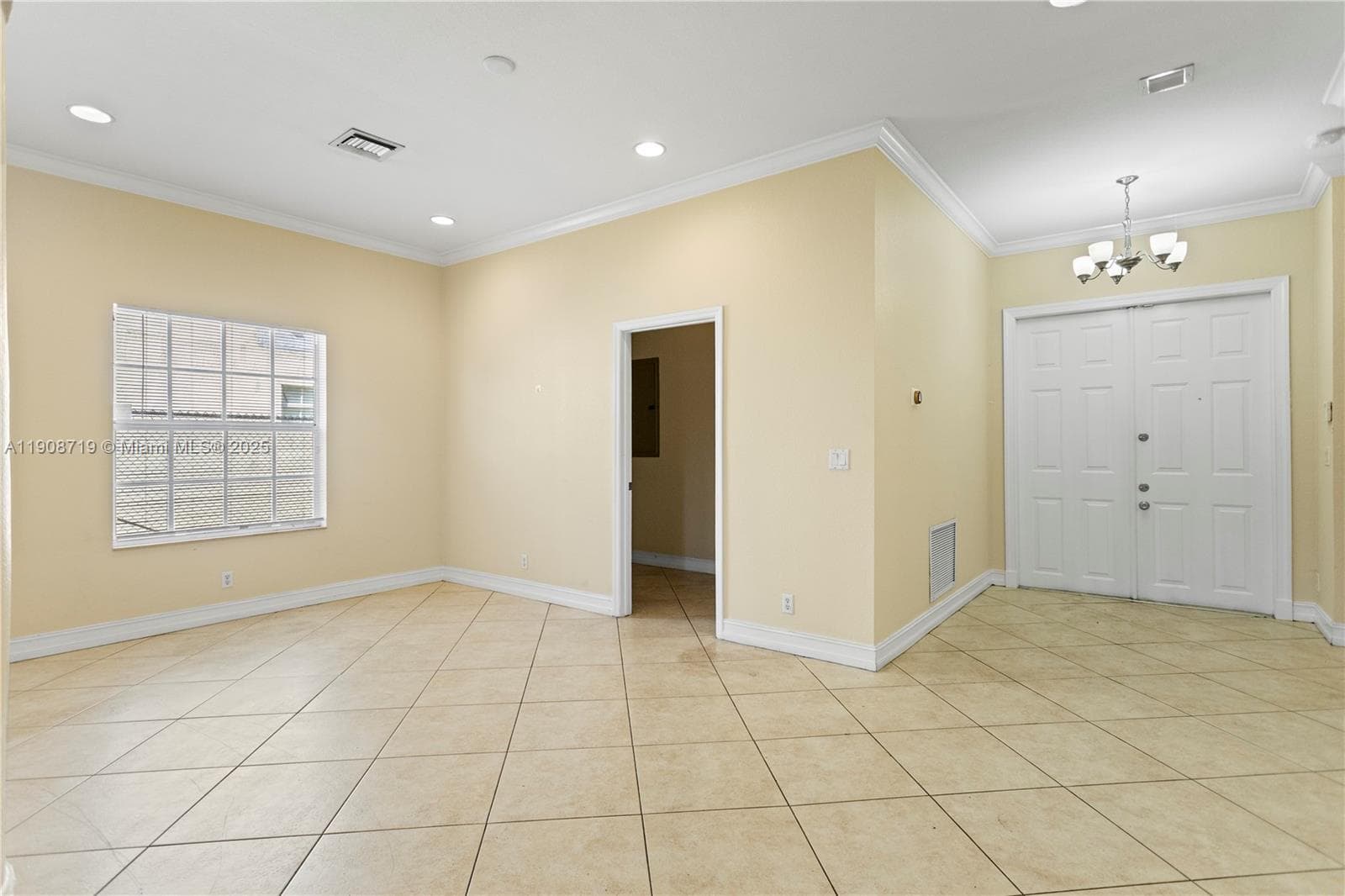 2588 NW 5th St photo 9