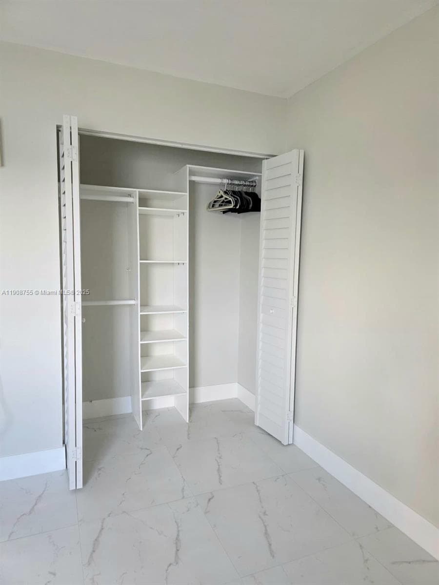 LAKEVIEW ESTATES CONDO · #224 in Miami - Photo 8