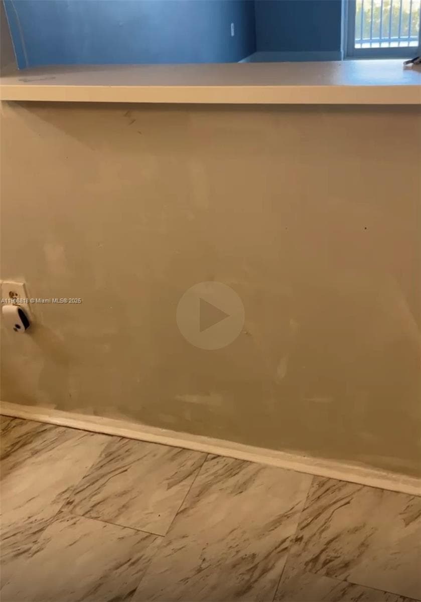 WOODSIDE APTS CONDO · #A-519 in North Miami Beach - Photo 5