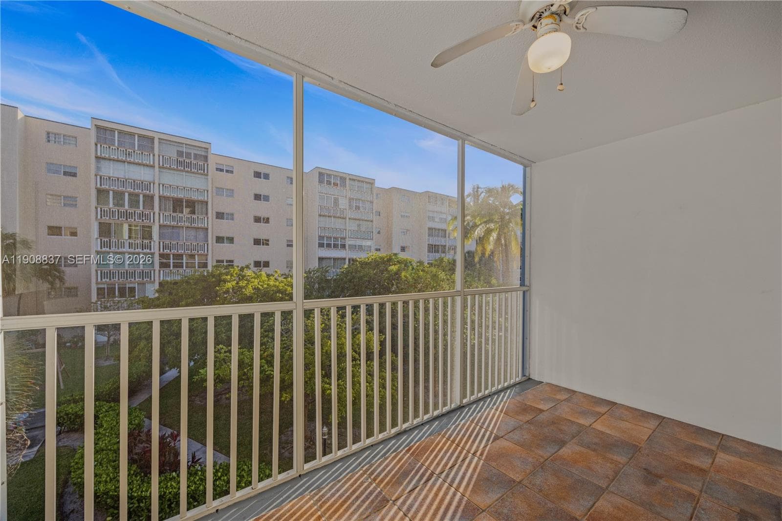 MEADOWBROOK TOWERS CONDO · #304 in Hallandale Beach - Photo 19