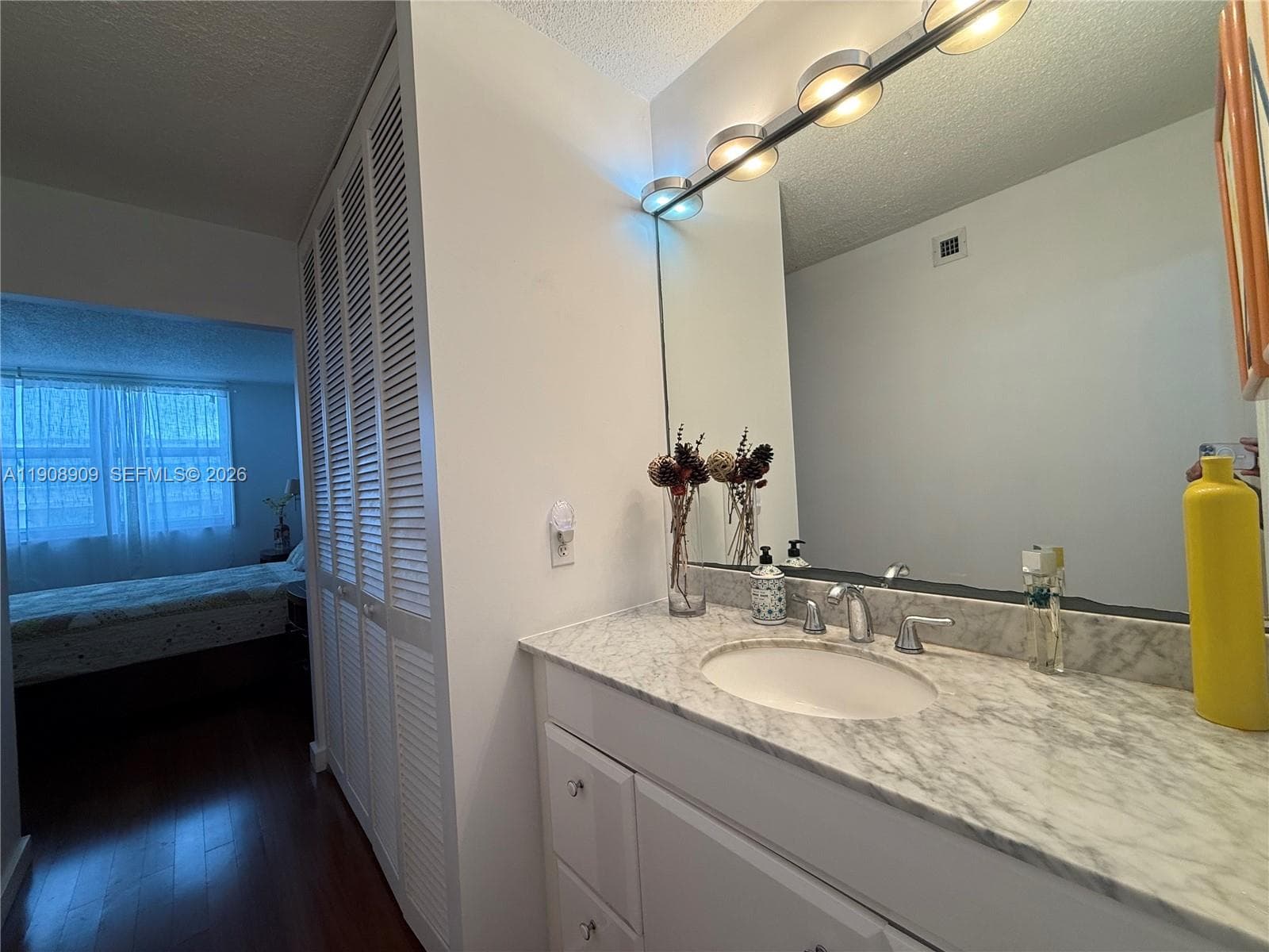 9500 OCEANS CONDO · #1208 in Surfside - Photo 22