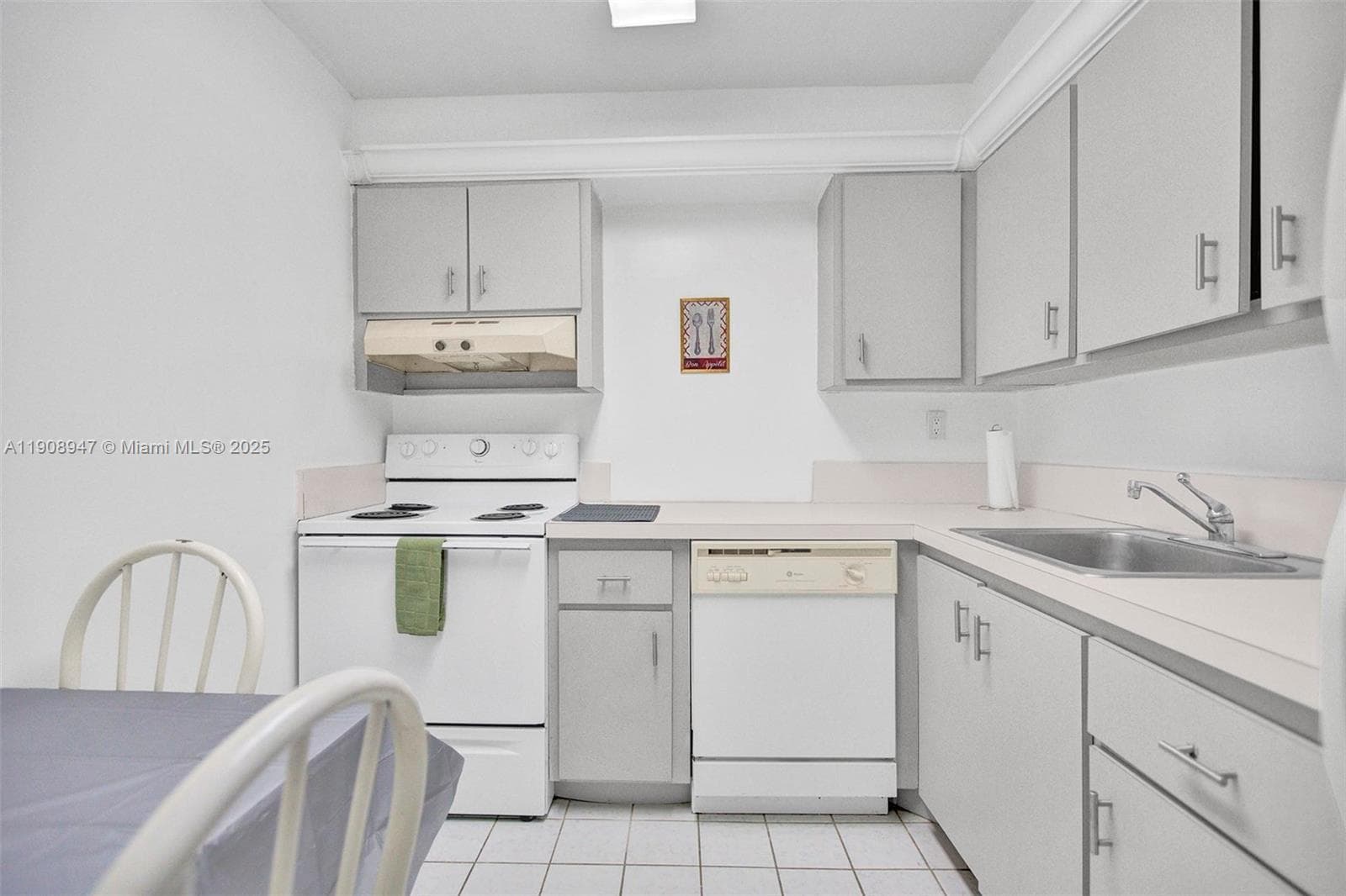 AVILA SOUTH CONDO · #514 in Sunny Isles Beach - Photo 12