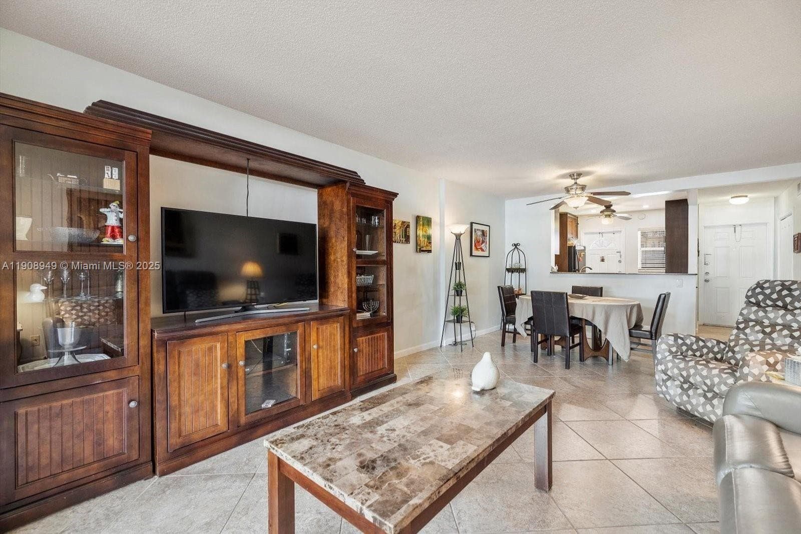 MEADOWBROOK TOWERS CONDO · #105 in Hallandale Beach - Photo 4