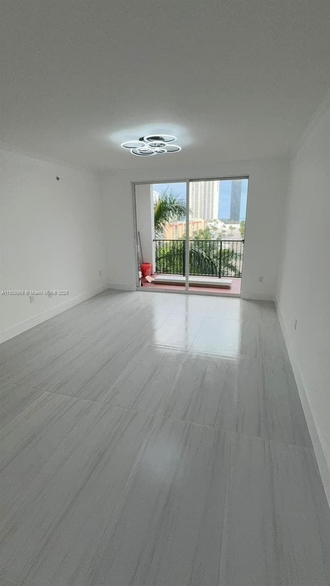 Porto Bellagio · #1617 in Sunny Isles Beach - Photo 10