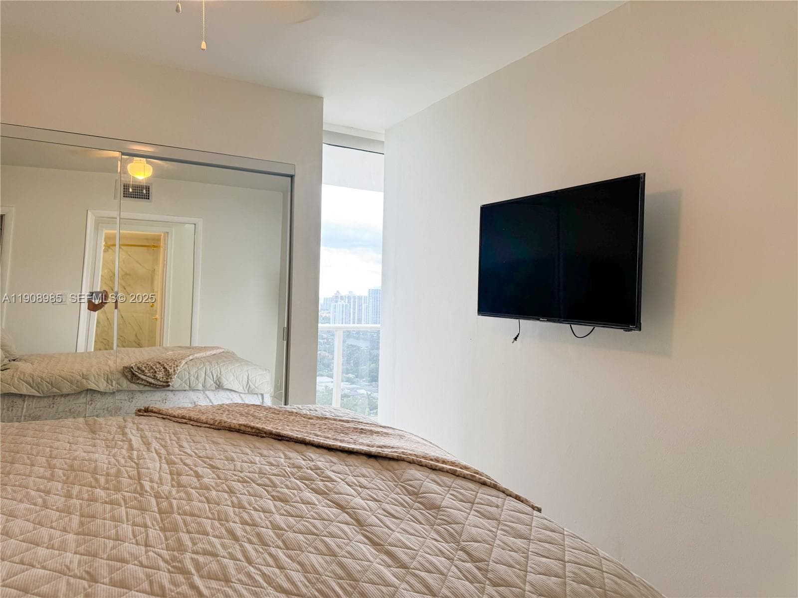 PARKER TOWER CONDO · #2403 in Hallandale Beach - Photo 32