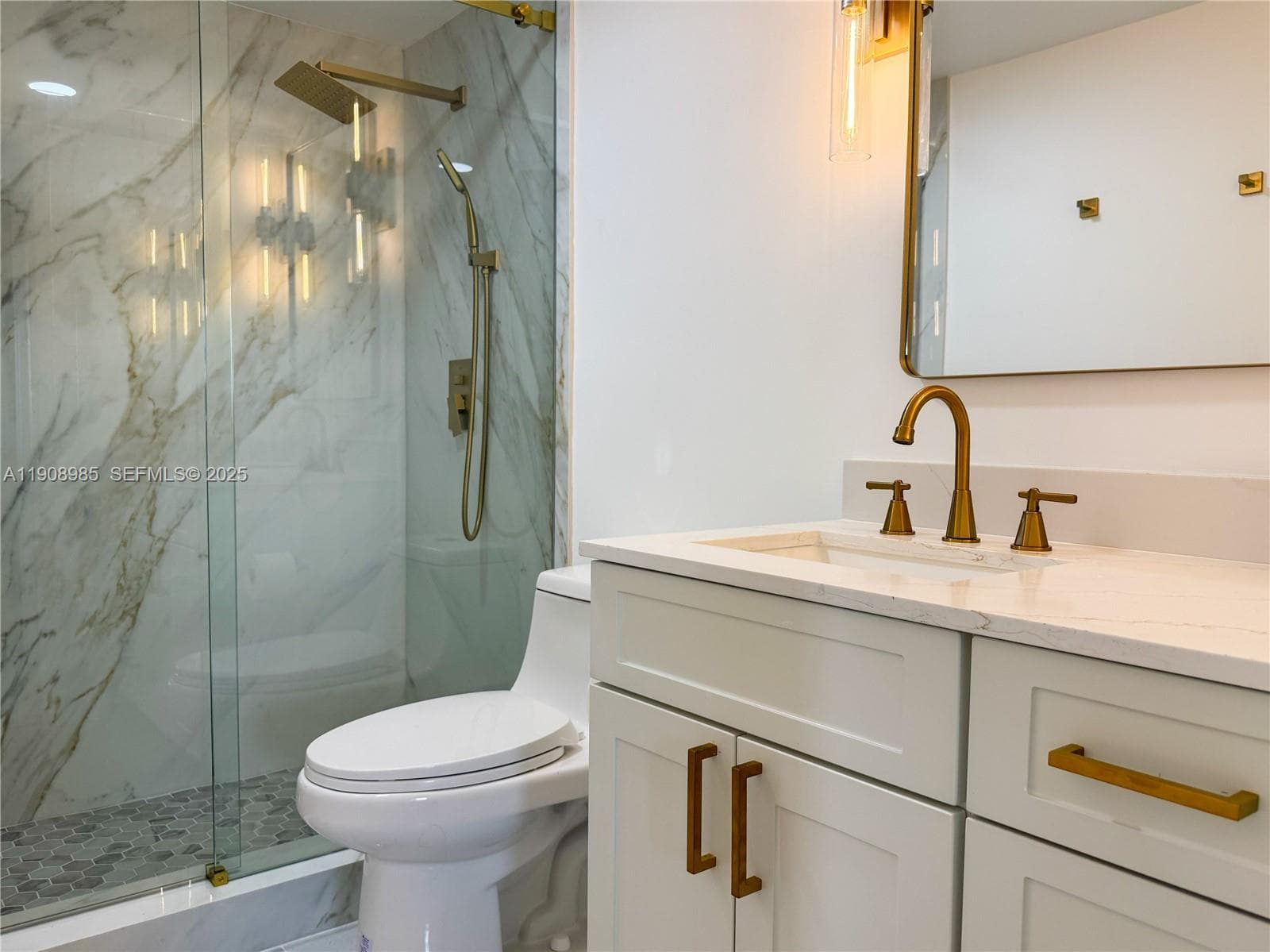 PARKER TOWER CONDO · #2403 in Hallandale Beach - Photo 28