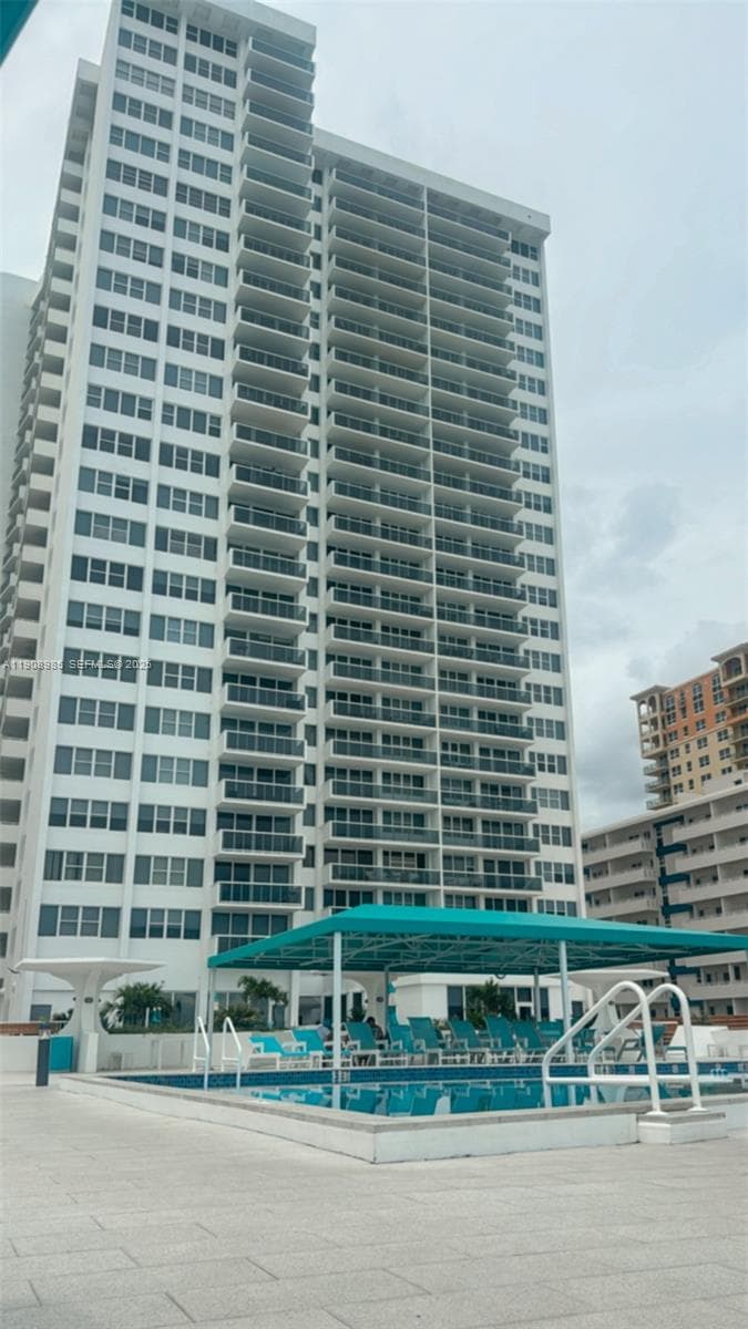 PARKER TOWER CONDO · #2403 in Hallandale Beach - Photo 61