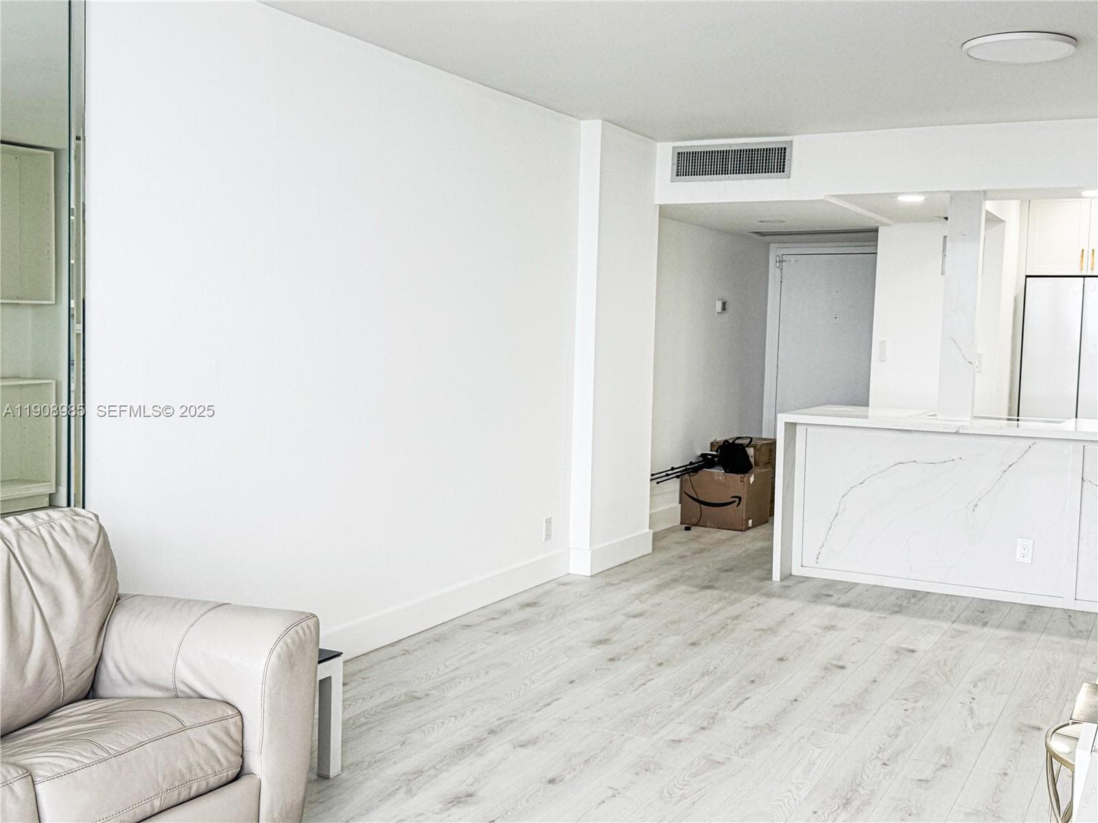 PARKER TOWER CONDO · #2403 in Hallandale Beach - Photo 10