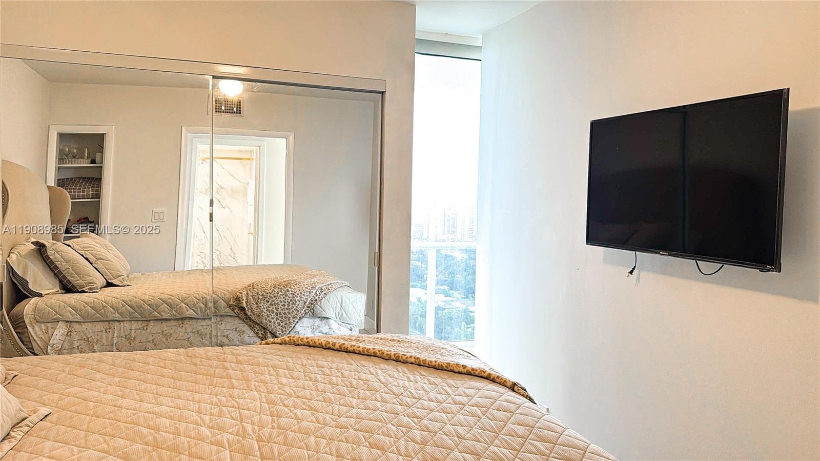 PARKER TOWER CONDO · #2403 in Hallandale Beach - Photo 33