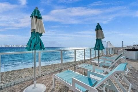PARKER TOWER CONDO · #2403 in Hallandale Beach - Photo 55
