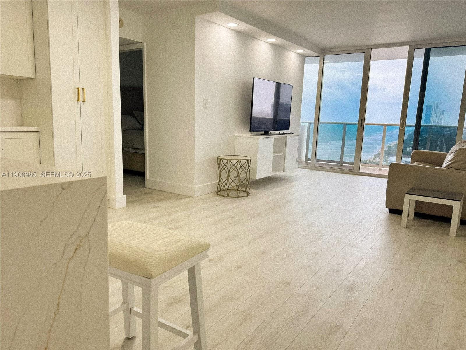 PARKER TOWER CONDO · #2403 in Hallandale Beach - Photo 15