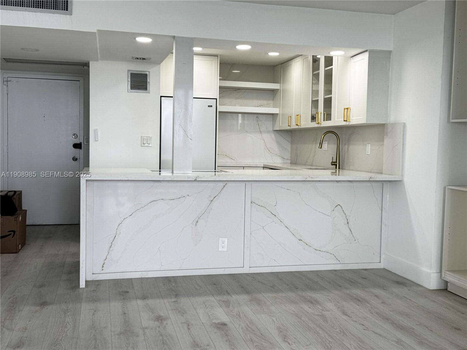PARKER TOWER CONDO · #2403 in Hallandale Beach - Photo 25