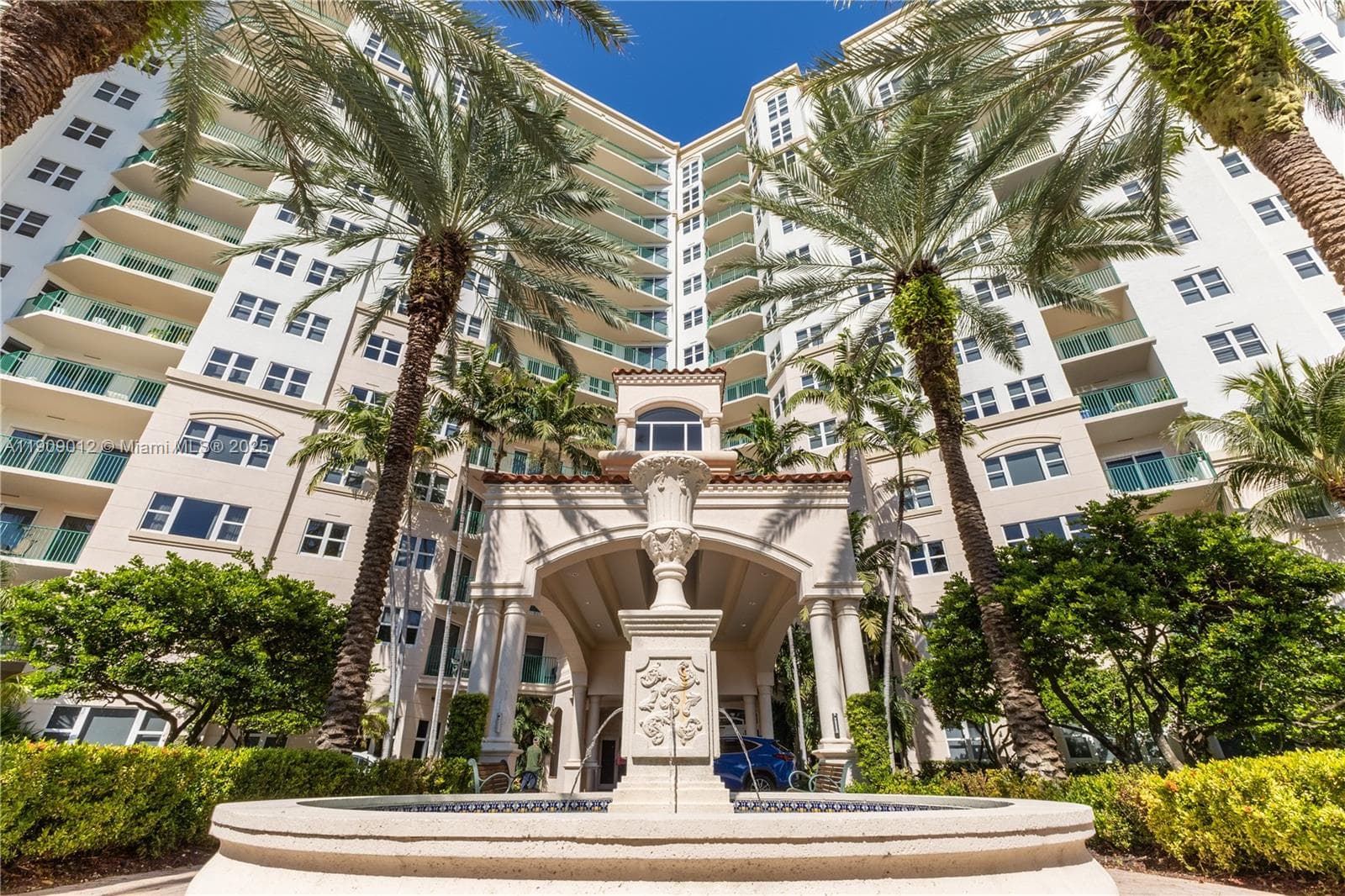 Turnberry Village South T · #PH18 in Aventura - Photo 24