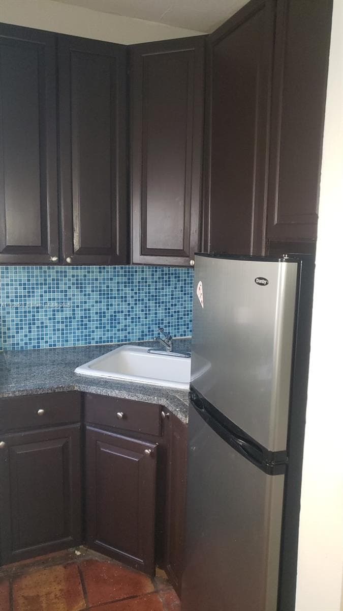 CARMEL VILLAS CONDO · #18 in Miami Beach - Photo 7