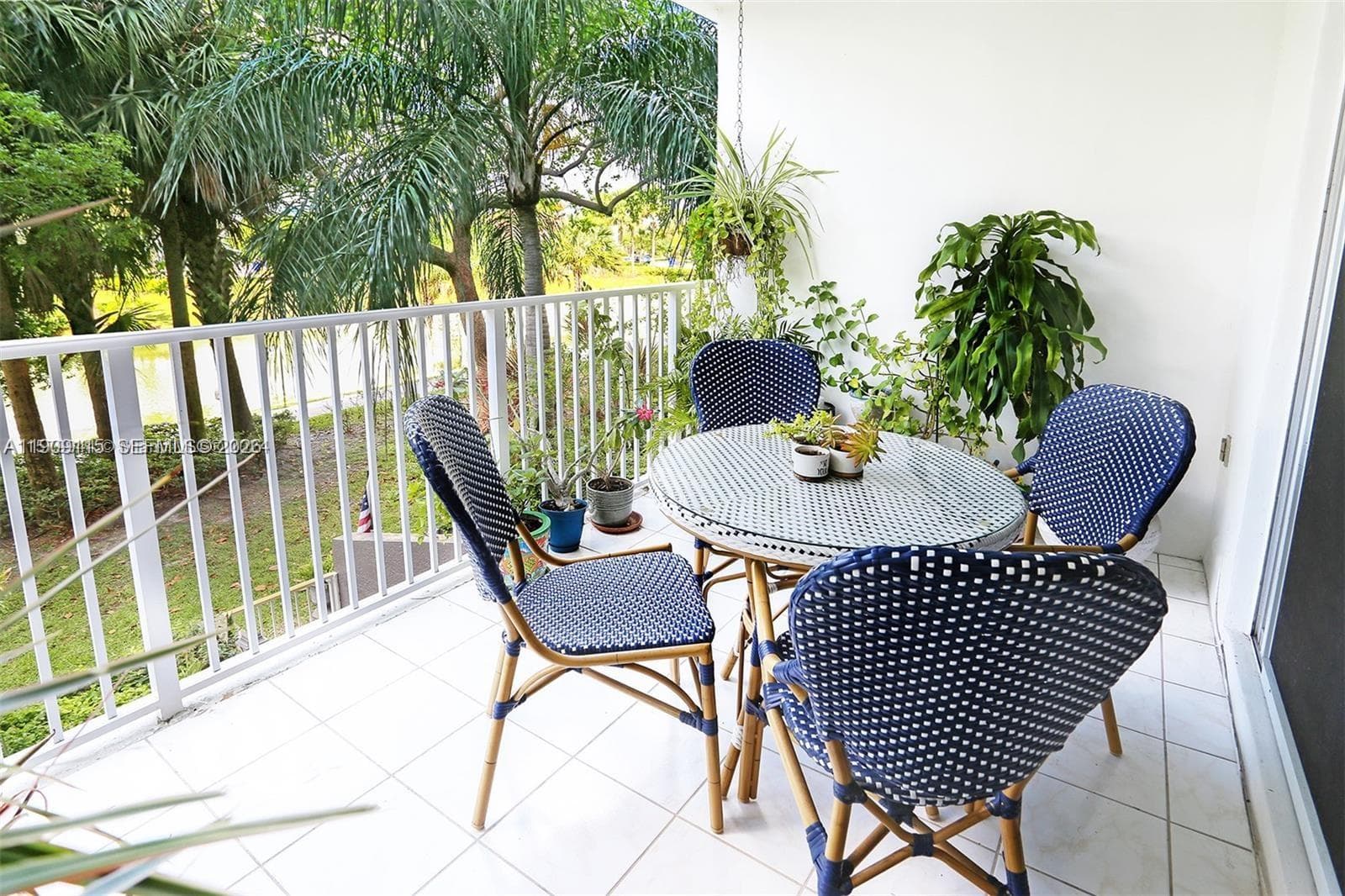 HILLCREST EAST · #212 in Hollywood - Photo 5