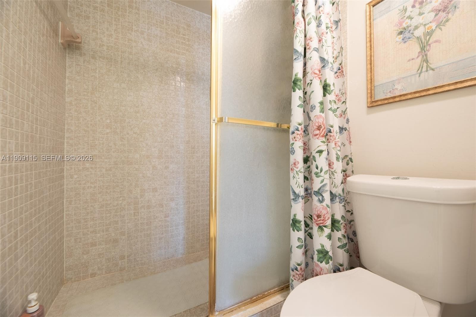 HILLCREST EAST · #212 in Hollywood - Photo 24