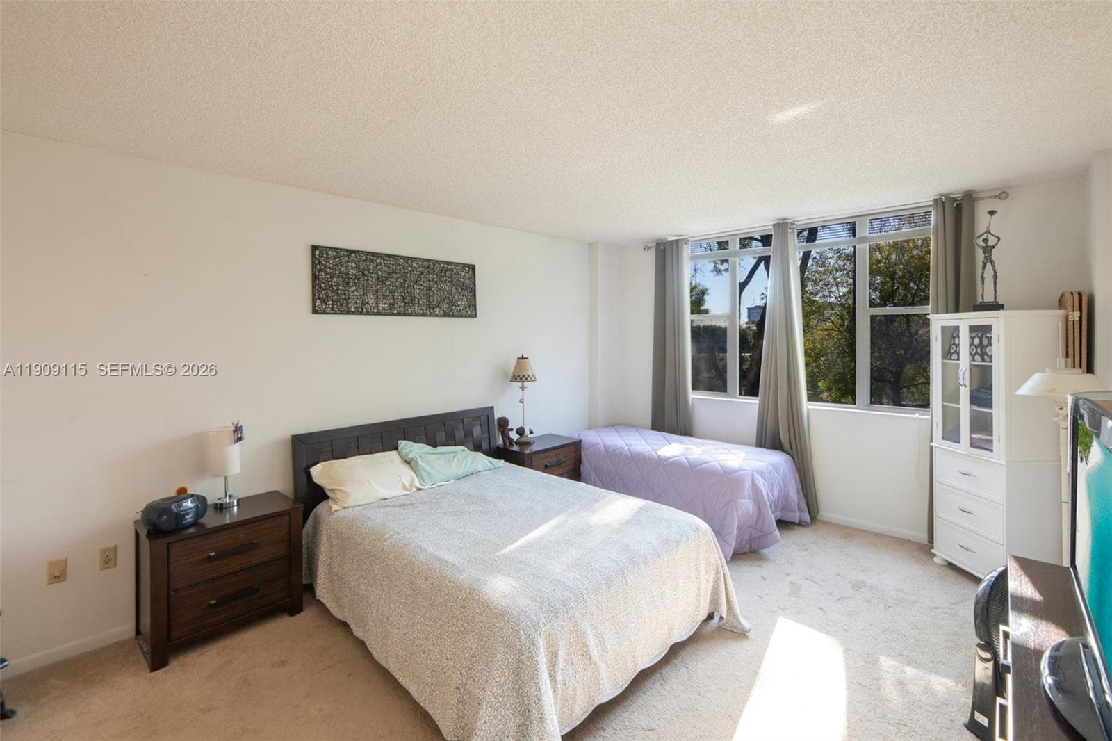 HILLCREST EAST · #212 in Hollywood - Photo 37