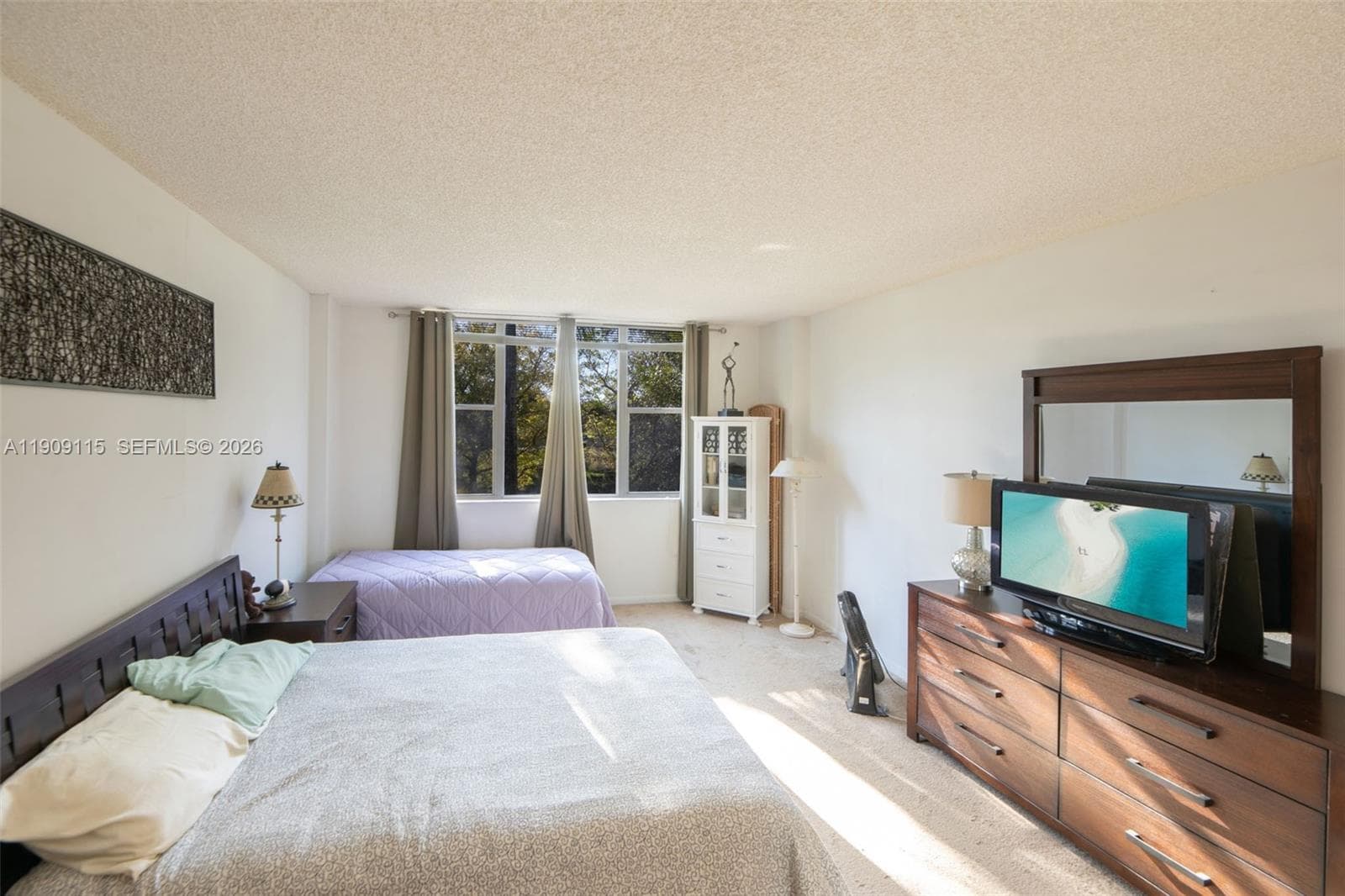 HILLCREST EAST · #212 in Hollywood - Photo 35