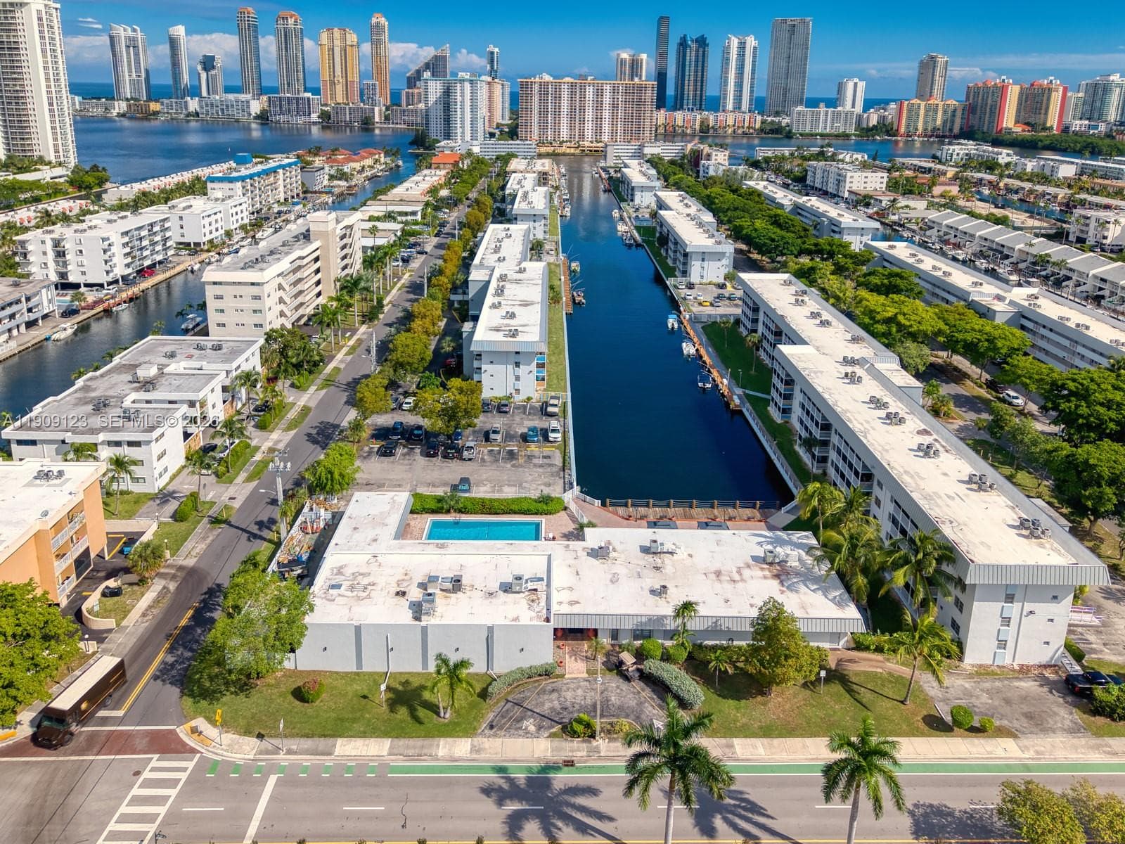 Prime waterfront location in Eastern Shores