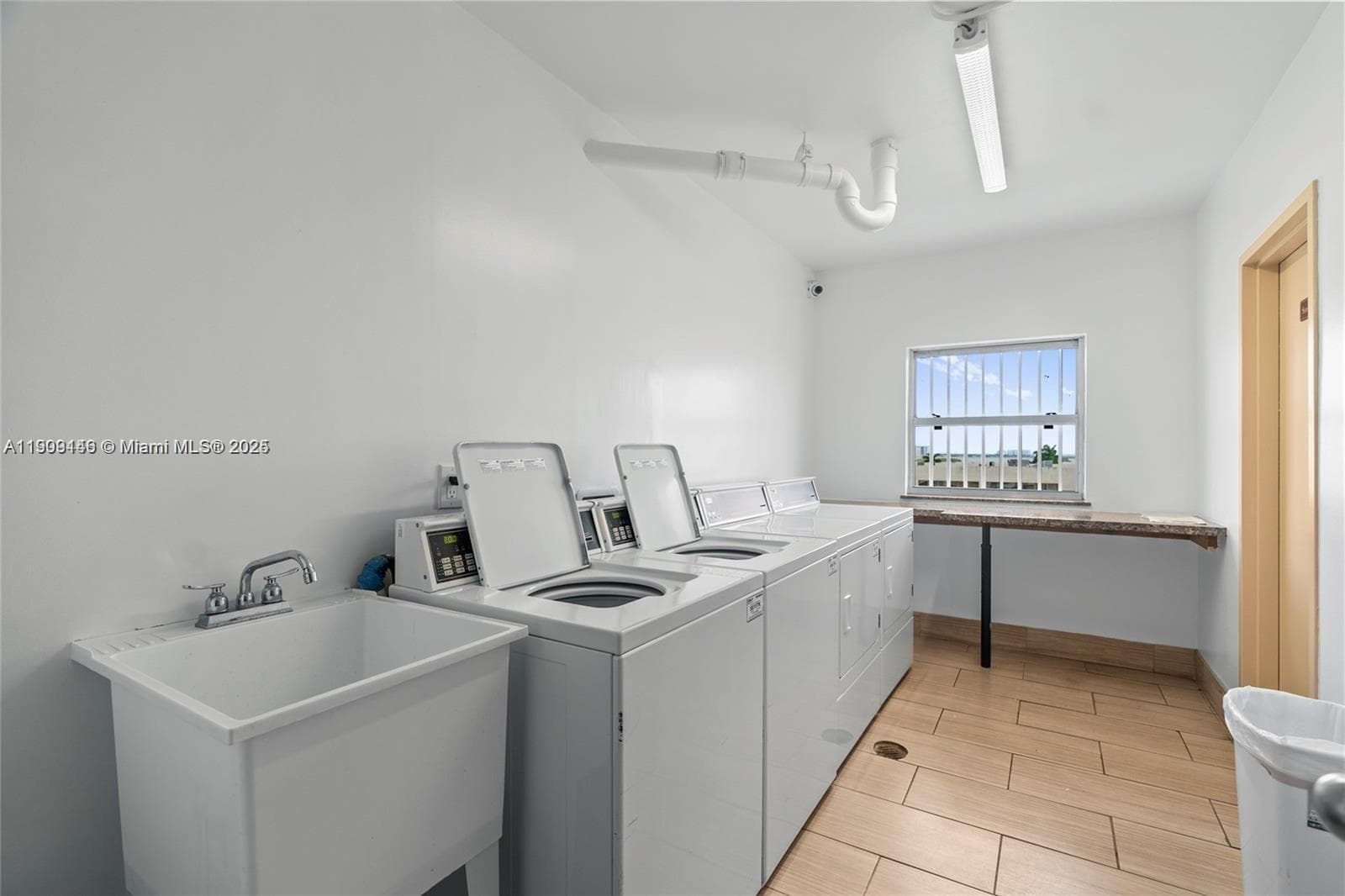 ISLAND PLACE AT NORTH BAY · #3R in North Bay Village - Photo 5