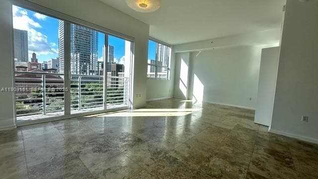 Loft Downtown II · #617 in Miami - Photo 13