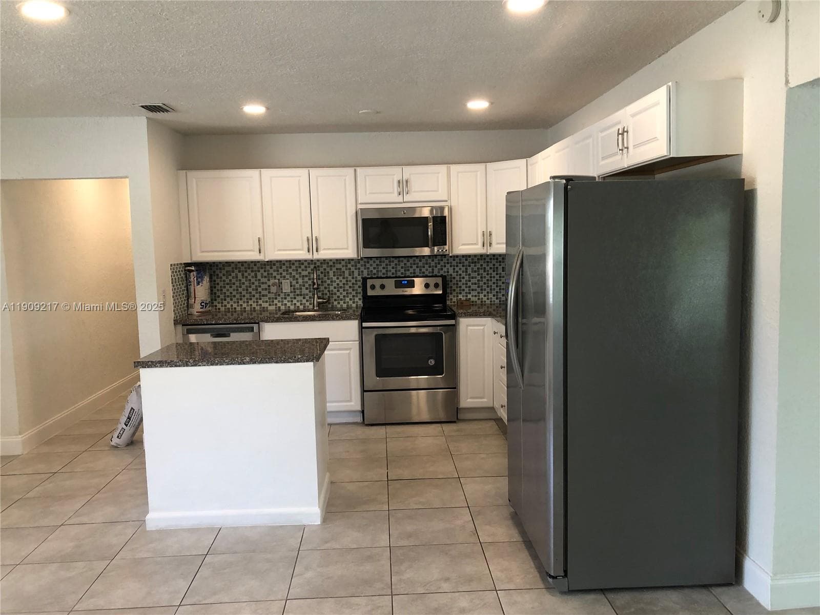 1625 NW 9th Ave #1625 photo 9